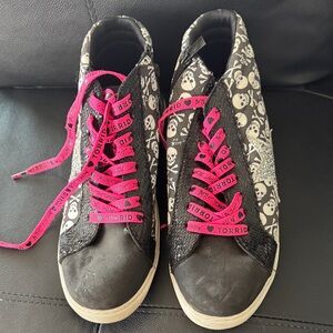 Torrid Black and Pink Skull Pattern Sneakers